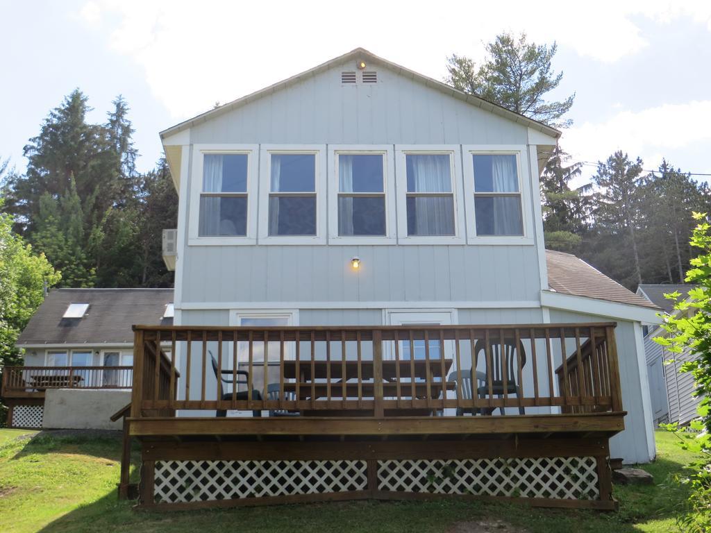 Bayside Inn&Marina Cooperstown Bagian luar foto