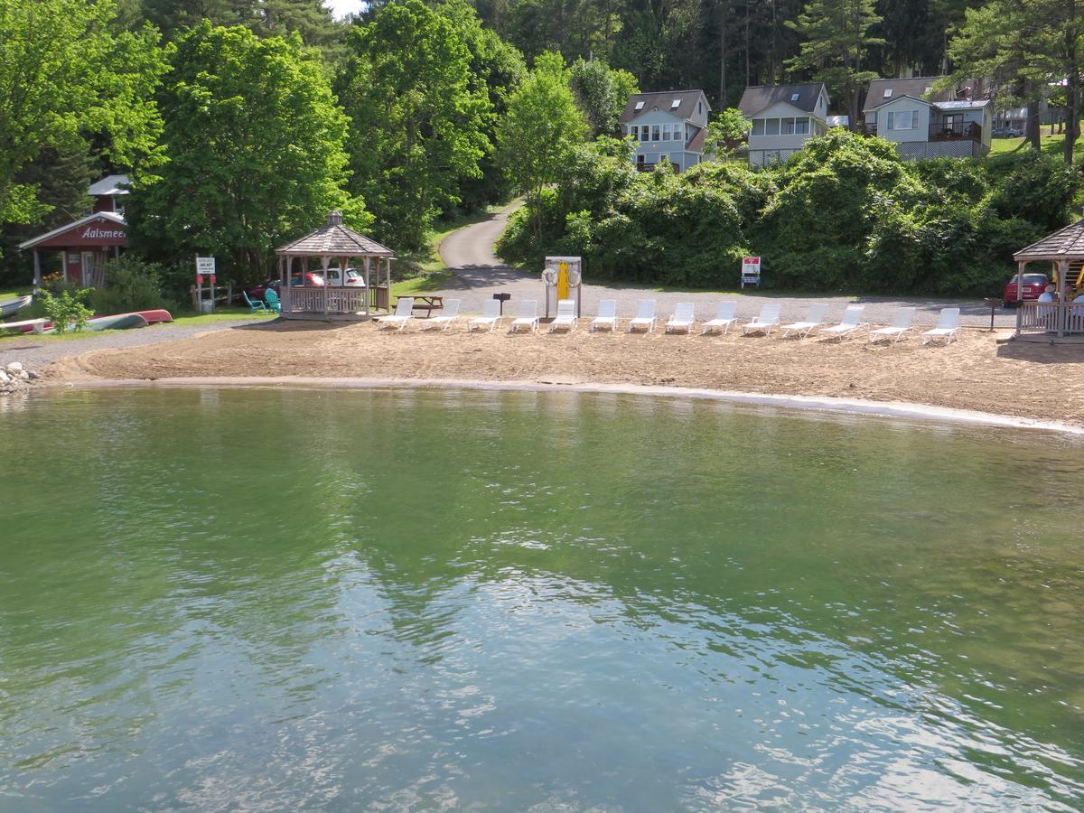 Bayside Inn&Marina Cooperstown Bagian luar foto