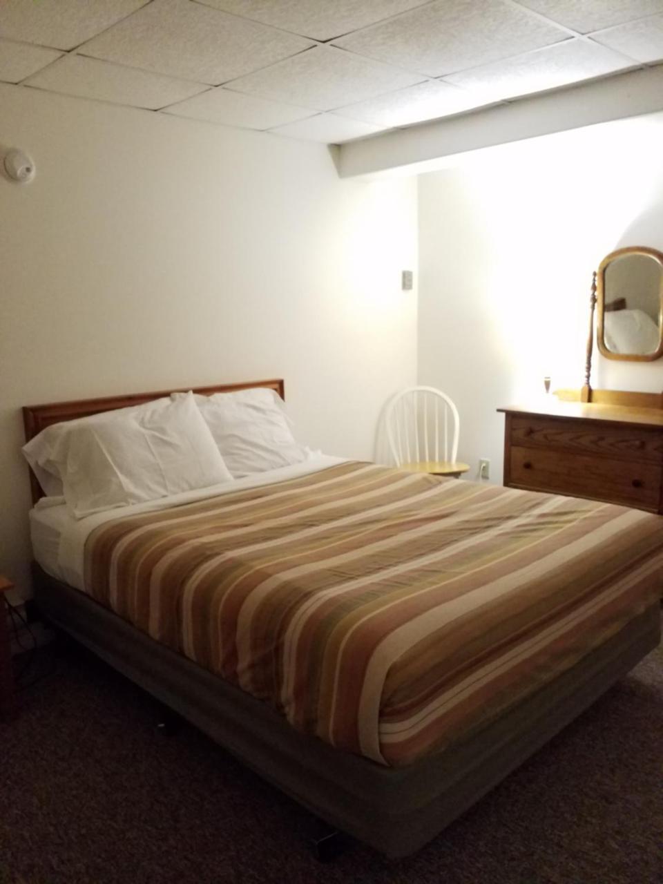 Bayside Inn&Marina Cooperstown Bagian luar foto
