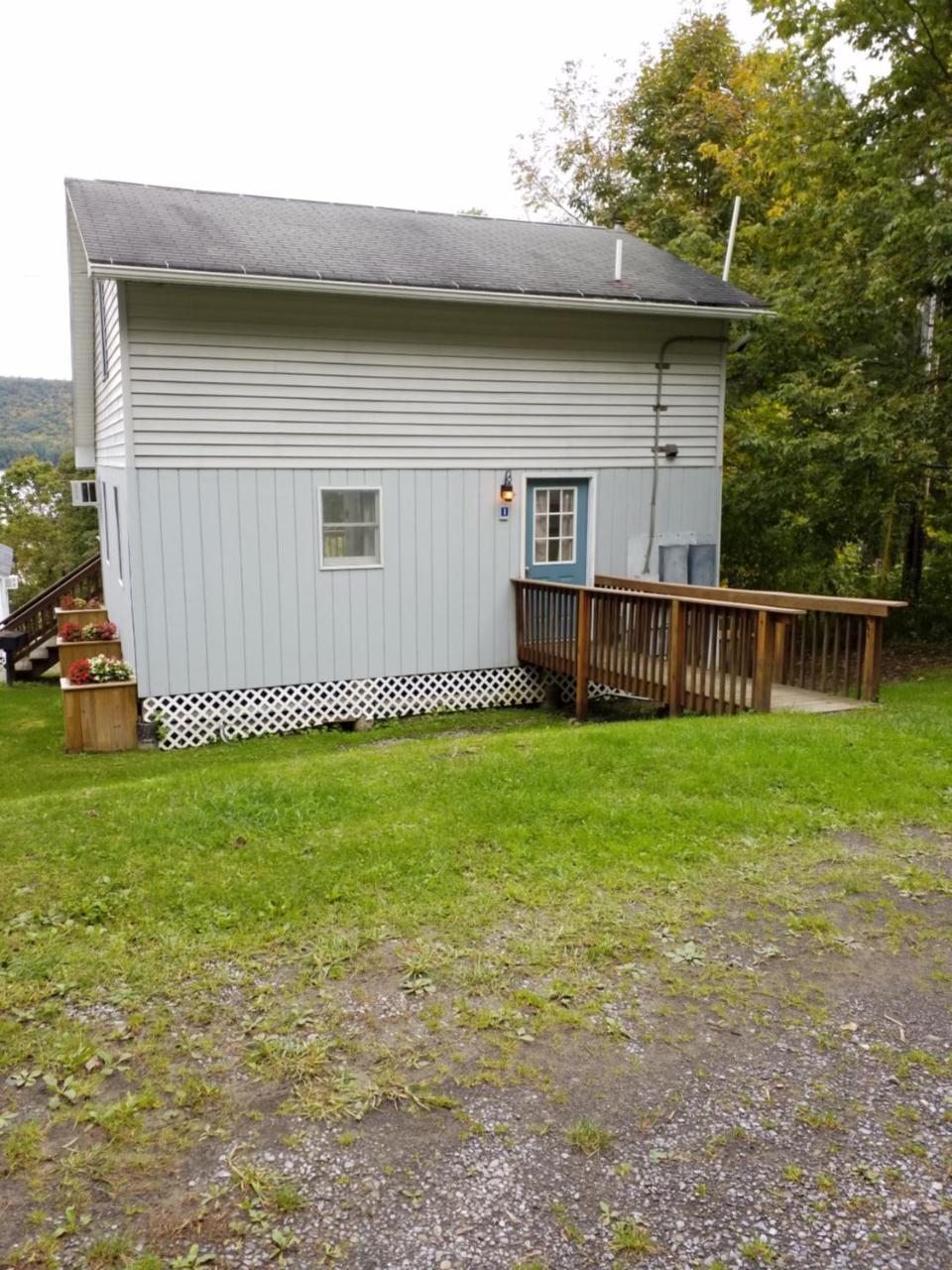 Bayside Inn&Marina Cooperstown Bagian luar foto